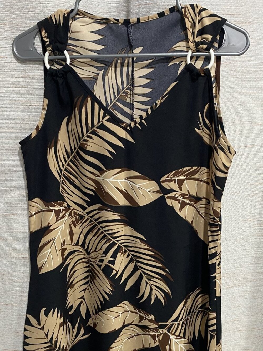 Sleeveless Top With Rings Black Brown Medium Womens (271)